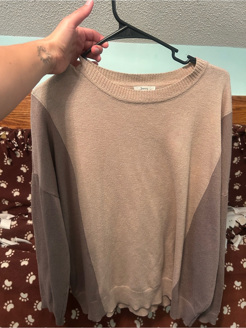 JoDIFL Neutral-Tone Colorblock Women's Sweater - Taupe oversized
